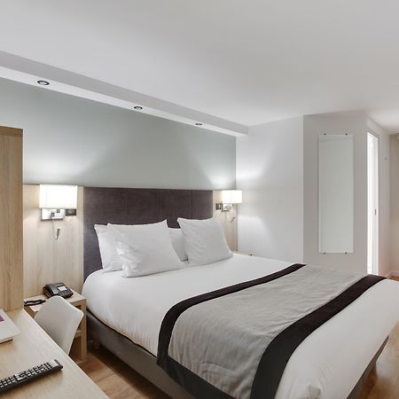 Hotel L'Amandier Nanterre Eksteriør bilde