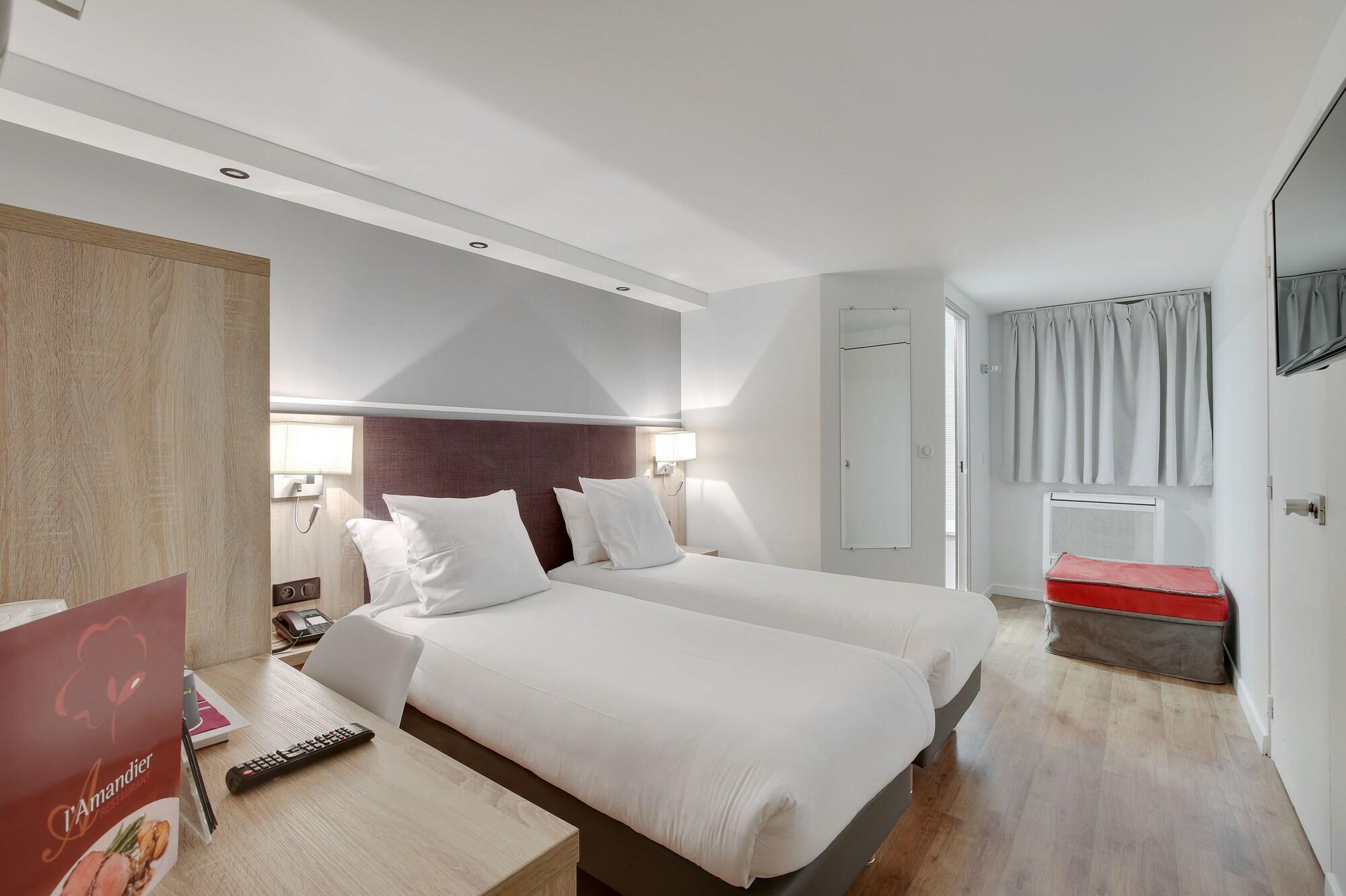 Hotel L'Amandier Nanterre Eksteriør bilde