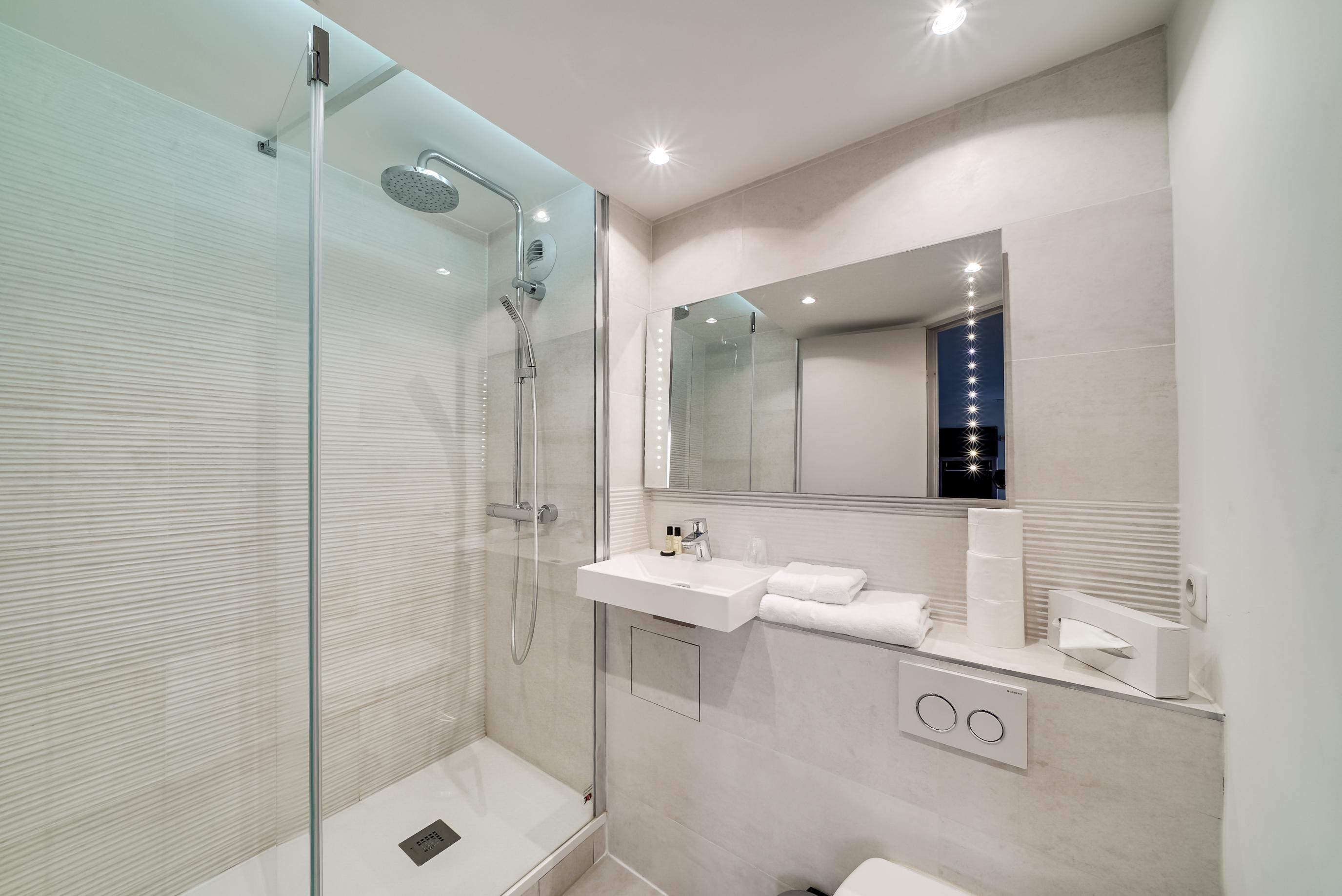Hotel L'Amandier Nanterre Eksteriør bilde