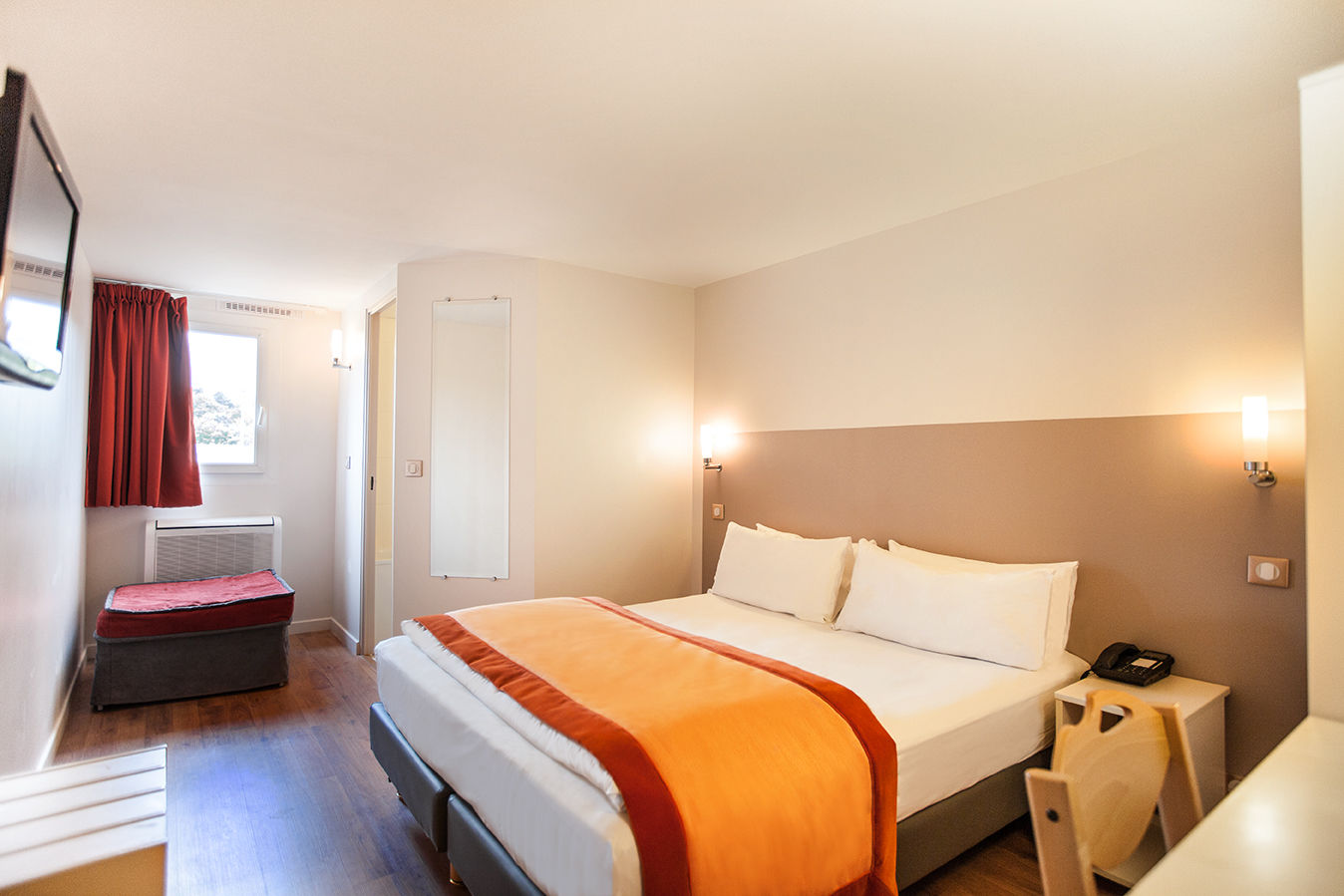 Hotel L'Amandier Nanterre Eksteriør bilde